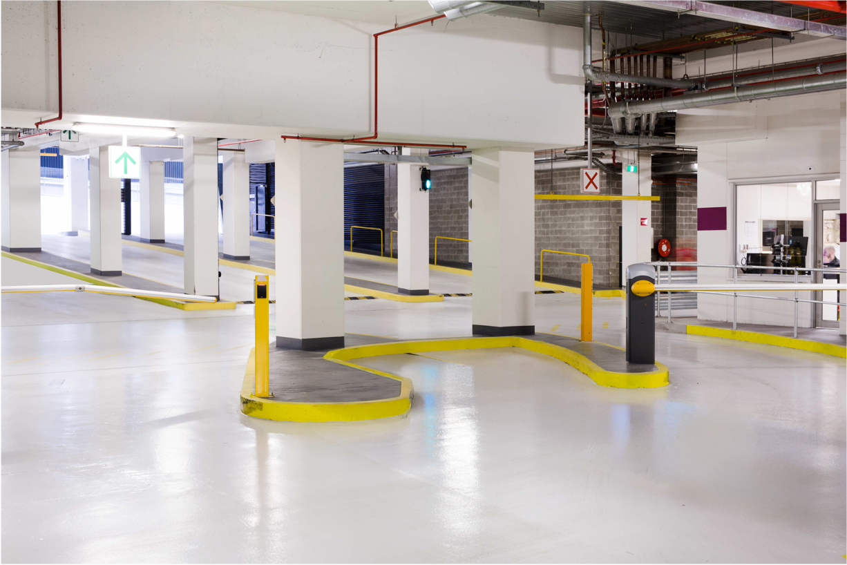 Cyclists - Via loading dock, BOH access or car park ramp with no dedicated bike lane Active users (runners etc) - Pedestrian access via loading dock, BOH access or car park ramp